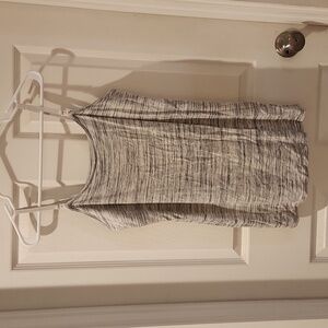 4 nursing tops. Size Large